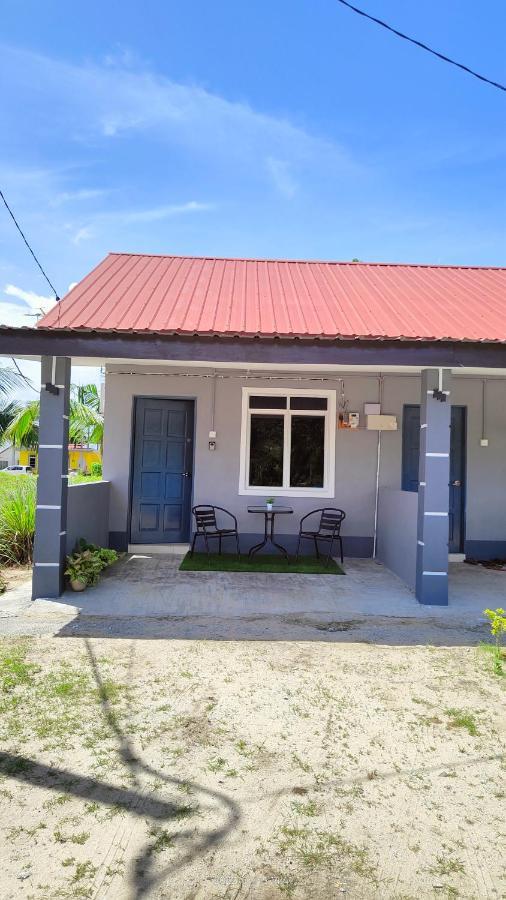Laman Hanaz Pantai Cenang  Exterior photo